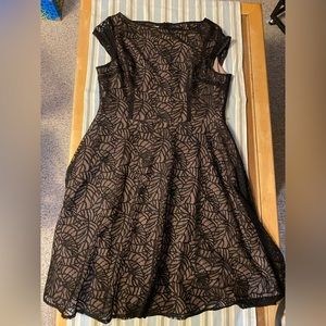 Kasper 16 party dress